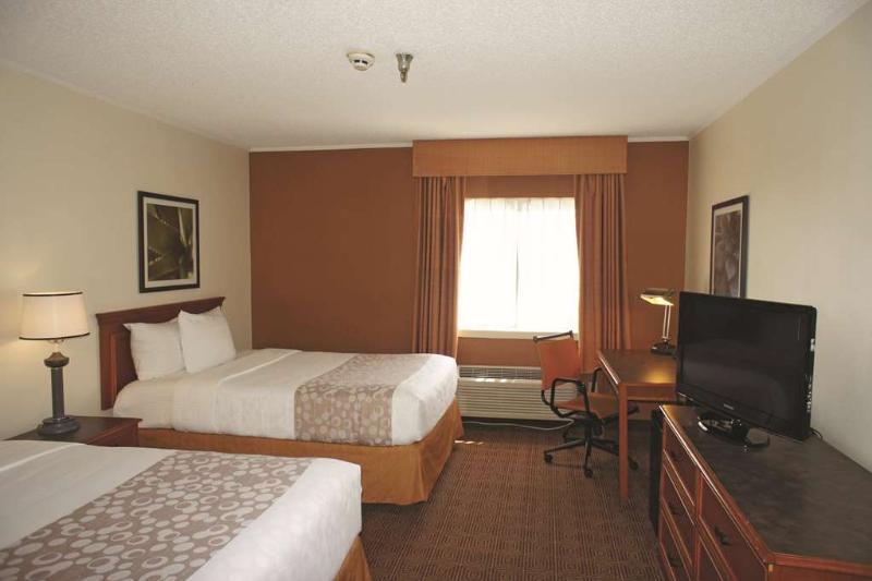 Hotel La Quinta By Wyndham Tampa Brandon West Exterior foto